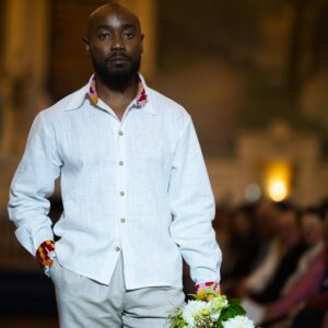 Chemise blanche Arc en Ciel en lin et en Kente