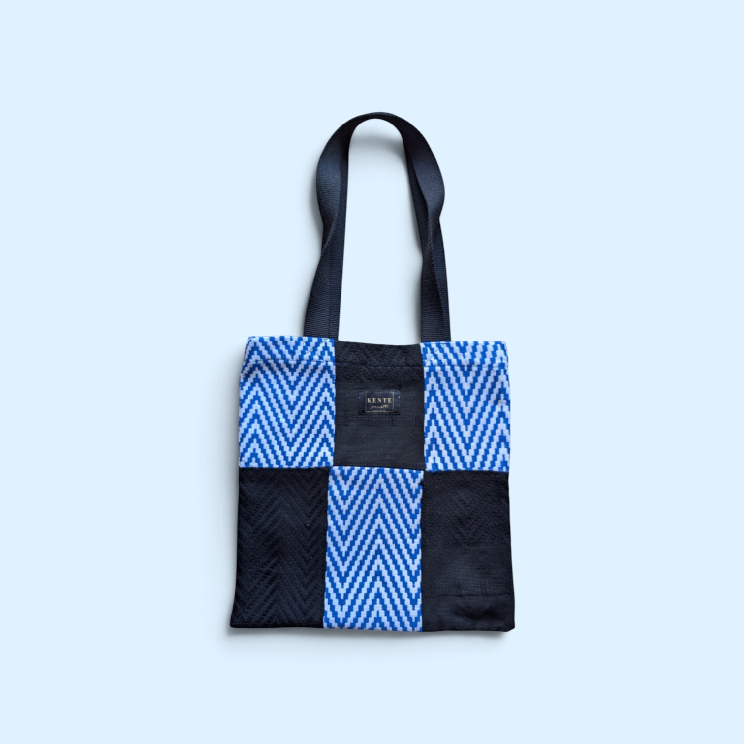 Blue Ocean - KenteMust - Sac noir et bleu en Kente