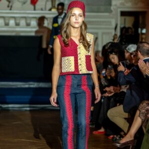 Gilet en jean bleu brut et kente rouge bordeaux - Red Summer