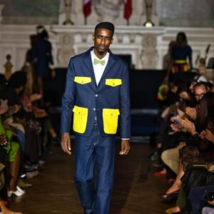 Veste en jean bleu brut et Kente jaune fluo - Le grand K lumineux