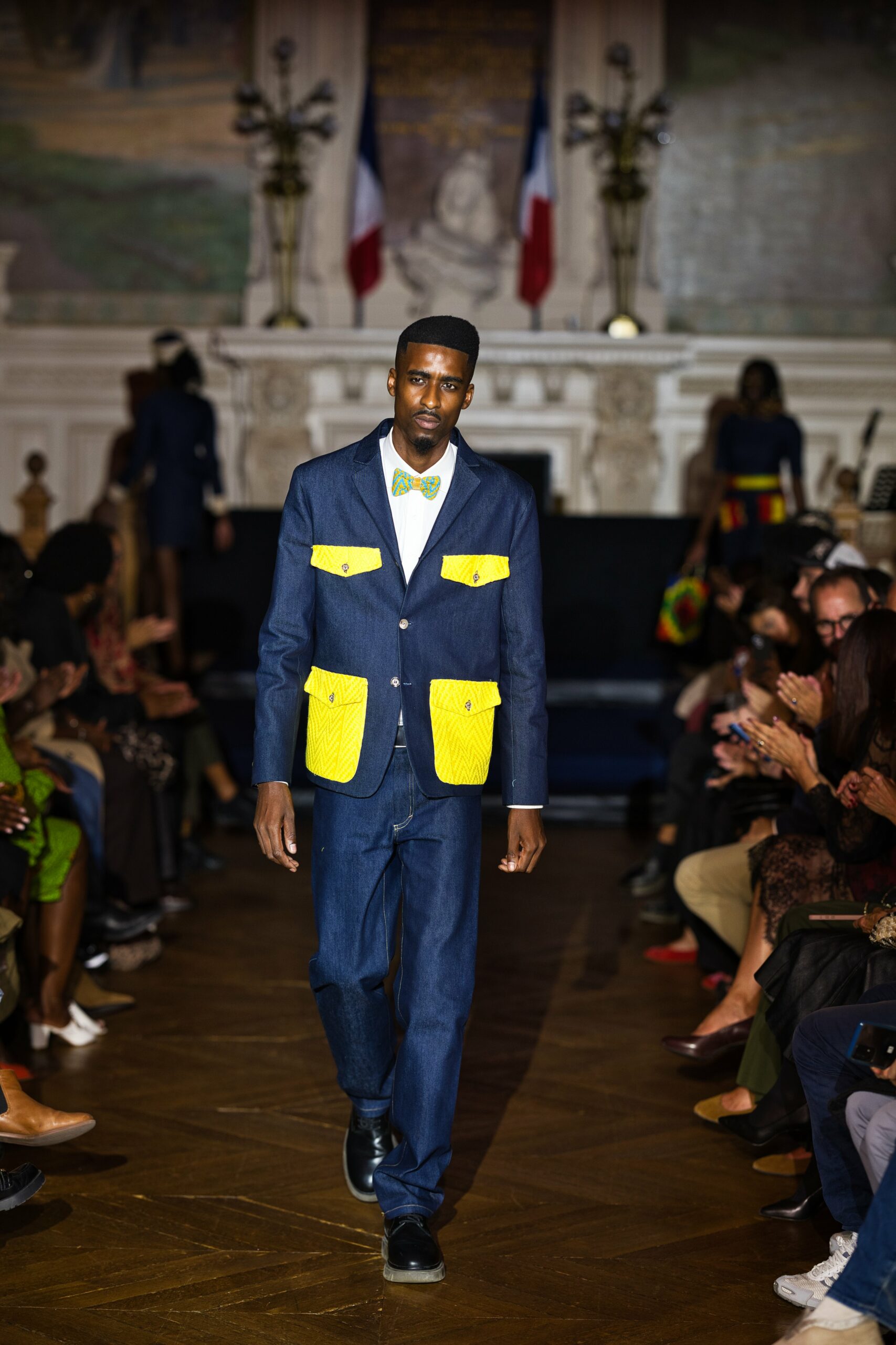Veste jean bleu brut et kente jaune fluo - Le grand K lumineux - KenteMust